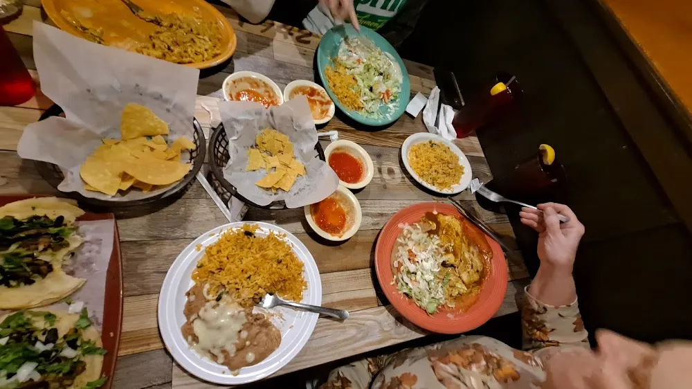 Beef or Chicken Taco Salad